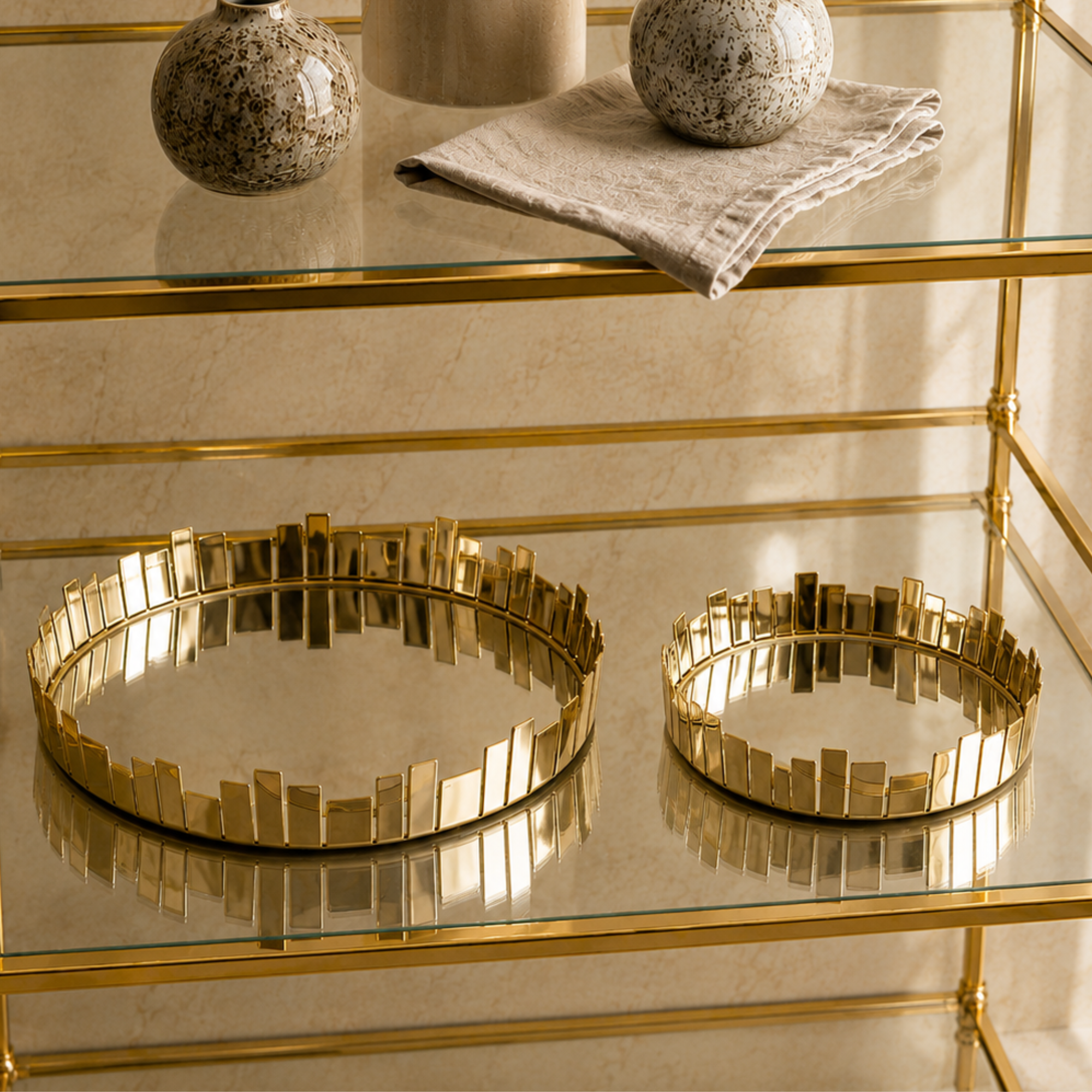 The Mirrano Tray
